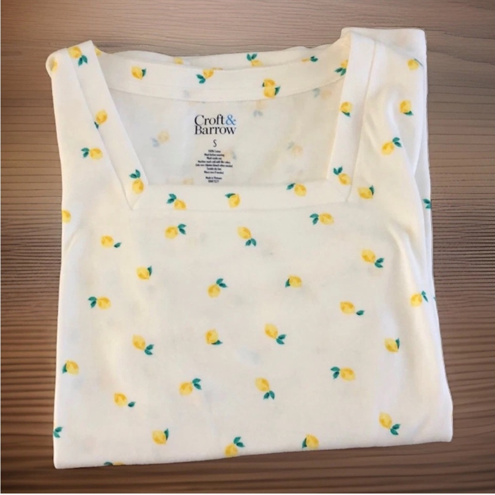 Croft & Barrow Short sleeve summery knit top white fun lemon print size small - Picture 7 of 7